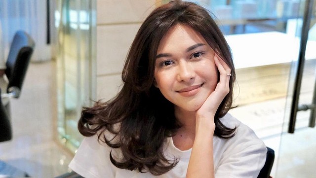 Berita Viral Selebriti dari InsertLive : 'Diteror' Chat dari Paylater, Nana Mirdad: Berasa Ditagih Pinjol