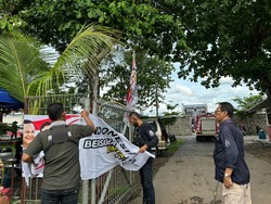 APK Prabowo-Gibran Ditertibkan Jelang Acara Gus Miftah dan Denny Caknan