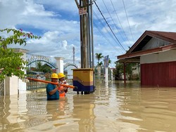 PLN Klaim Percepat Pemulihan Listrik di Wilayah Terdampak Banjir di Sumsel