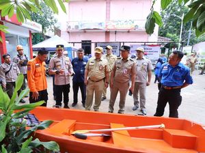Siaga Banjir, Kapolsek Mampang dan Camat Bentuk Kampung Siaga Bencana