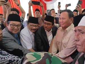 Prabowo Resmikan 15 Titik Air Bersih di Bangkalan, Minta Warga Hemat Prabowo Resmikan 15 Titik Air Bersih di Bangkalan, Minta Warga Hemat