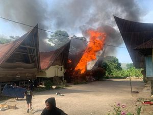 Rumah Adat Batak di Samosir Terbakar saat Ditinggal Pemilik, Ini Penyebabnya