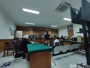 Terdakwa Proyek Fiktif Transportasi Pintar Divonis 8 Tahun Bui Terdakwa Proyek Fiktif Transportasi Pintar Divonis 8 Tahun Bui
