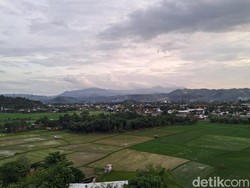 Puncak Jatiwangi, Spot Terbaik Melihat Kota Bima dari Ketinggian