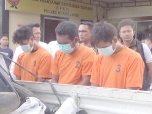 Kawanan Begal Pikap di Muaro Jambi Ditangkap saat Akan Jual ke Penadah