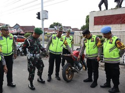 Polres Muara Enim Tilang 8 Pengendara Motor Saat Patroli Gabungan