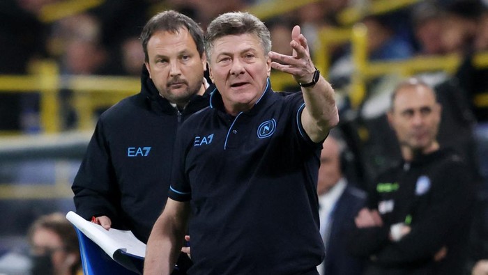 Soccer Football - Supercoppa Italiana - Final - Napoli v Inter Milan - Al Awwal Stadium, Riyadh, Saudi Arabia - January 22, 2024  Napoli coach Walter Mazzarri reacts REUTERS/Ahmed Yosri