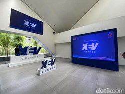 Intip Markas Mobil Listrik Toyota di Karawang: Ada Mobil Bukan Keluar Asap tapi Air