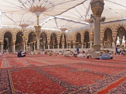 Islam Anjurkan Rumah Punya Ruang Lesehan, Begini Alasannya