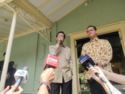 Sultan HB X Bicara ke Anies soal Pemimpin yang Tak Merasa Berkuasa