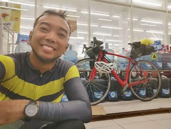 Kisah Fans Gowes Jakarta-Semarang Demi Nonton Hangtuah