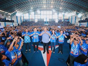 Kampanye di Pacitan, Ibas & SBY Kompak Ajak Warga Menangkan Demokrat