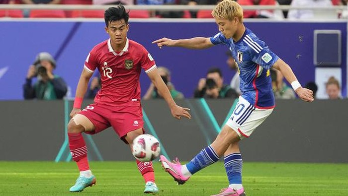 DOHA, QATAR - JANUARY 24: Ritsu Doan of Japan in action during the AFC Asian Cup Group D match between Japan and Indonesia at Al Thumama Stadium on January 24, 2024 in Doha, Qatar. (Photo by Masashi Hara/Getty Images)