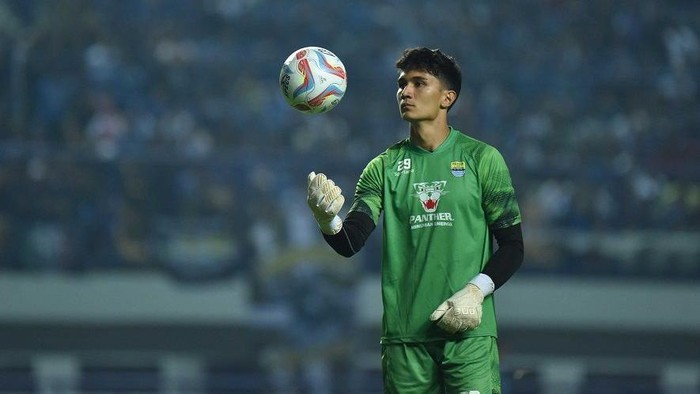 Kiper Persib Kevin Ray Mendoza Kiper Persib Kevin Ray Mendoza
