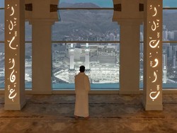 Pecah Rekor, Arab Saudi Buka Musala Gantung Tertinggi di Dunia