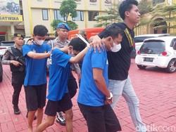 Polisi Tangkap 3 Pelaku Penyalahgunaan BBM Bersubsidi di Bogor