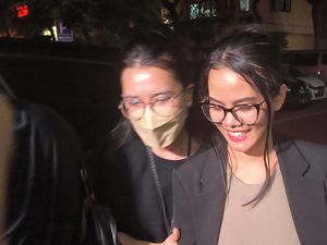 Siskaeee yang Akhirnya Dijemput Paksa Polisi Terkait Kasus Film Porno Siskaeee yang Akhirnya Dijemput Paksa Polisi Terkait Kasus Film Porno