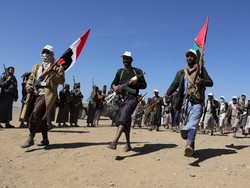 Militer AS Hancurkan Rudal Balistik yang Diluncurkan Houthi