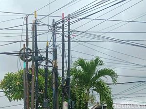 Tiang Provider Menjamur di Karangasem, Baru 4 yang Kantongi Izin Tiang Provider Menjamur di Karangasem, Baru 4 yang Kantongi Izin