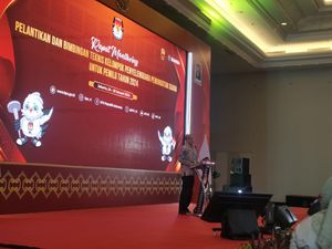 KPU Lantik 5,74 Juta Petugas KPPS di 71.000 Tempat