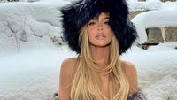 Foto: Penampilan Khloe Kardashian Pakai Bikini di Tengah Salju