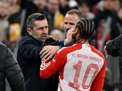 Foto: Muka Sane Dihantam Pelatih Tim Lawan Saat Bayern Vs Union Berlin