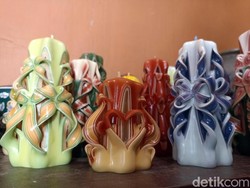 Lilin Ukiran Warga Blitar Diminati Pelanggan Luar Kota Jelang Imlek