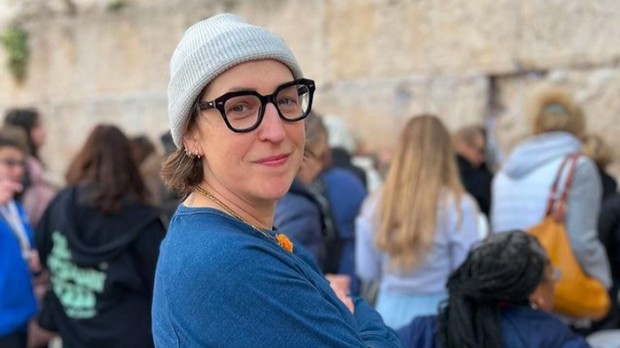 Deretan gaya parenting artis Hollywood paling unik