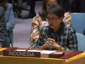 Aksi Walk Out Menlu Retno di DK PBB saat Dubes Israel Pidato Aksi Walk Out Menlu Retno di DK PBB saat Dubes Israel Pidato