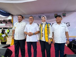 Revitalisasi Pasar Natar, Zulhas: Prioritaskan Pedagang Lama Dapat Kios