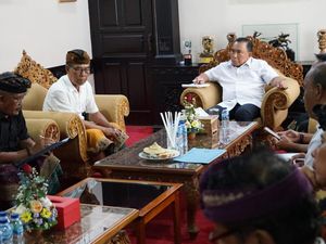 Ngaben Kusa Prenawa di Gilimanuk Libatkan Desa Adat Se-Kecamatan Melaya Ngaben Kusa Prenawa di Gilimanuk Libatkan Desa Adat Se-Kecamatan Melaya