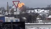 Pesawat Rusia Berisi Tawanan Perang Ukraina Jatuh dan Meledak