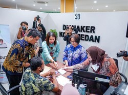 Resmikan Mal Pelayanan Publik di Medan, Bobby: Pengurusan Izin Lebih Efisien