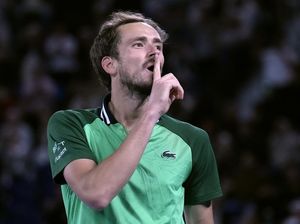 Australia Open 2024: Medvedev Tantang Sinner di Final