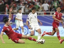 Mohanad Ali Tendang Kapten Thailand Bikin Irak Apes Lawan Indonesia?