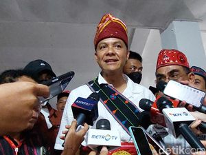 Ganjar Support Penuh Mahfud Mundur dari Kabinet: Jadi Contoh yang Lain Ganjar Support Penuh Mahfud Mundur dari Kabinet: Jadi Contoh yang Lain