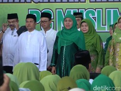 Pesan Khofifah Saat Hadiri Harlah Muslimat NU di Lamongan
