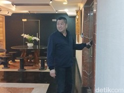 Hary Tanoe Merapat ke Polda Metro Saat Aiman Diperiksa, Ada Apa?