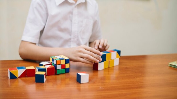 Pemecah rekor kubik tercepat