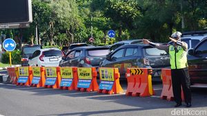 Pemotor dari Arah Sidoarjo Dilarang Melintas Jembatan Mayangkara Surabaya