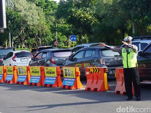 Pemotor dari Arah Sidoarjo Dilarang Melintas Jembatan Mayangkara Surabaya Pemotor dari Arah Sidoarjo Dilarang Melintas Jembatan Mayangkara Surabaya