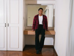 Makna Lagu Bergema Sampai Selamanya oleh Nadhif Basalamah