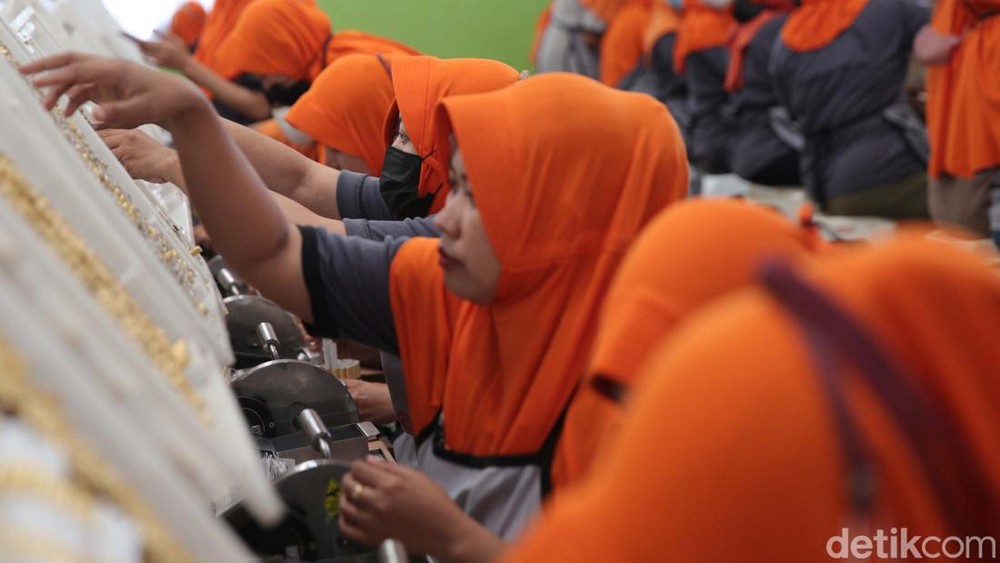 Industri Rokok Tertekan, Gudang Garam Ungkap Fakta