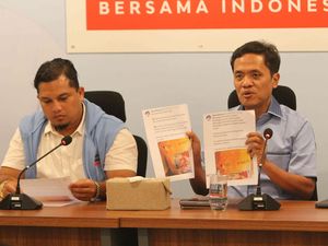 TKN Minta Bawaslu Undang Pemilik Akun Viral Stiker Paslon 02 di Beras Bulog TKN Minta Bawaslu Undang Pemilik Akun Viral Stiker Paslon 02 di Beras Bulog