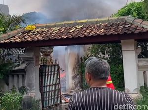 Kebakaran Rumah Tewaskan 1 Orang di Gianyar Dipicu Obat Nyamuk Kebakaran Rumah Tewaskan 1 Orang di Gianyar Dipicu Obat Nyamuk
