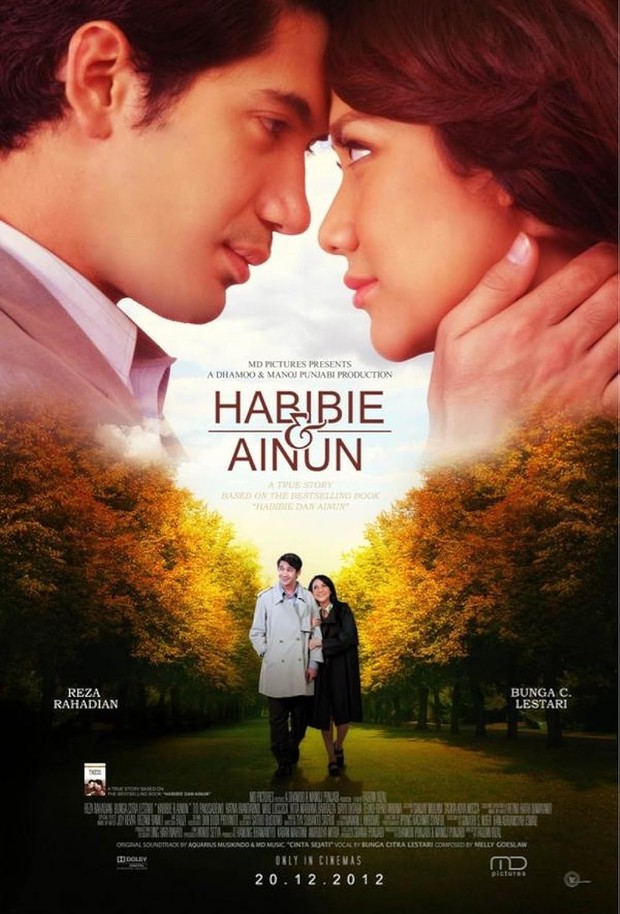 Rekomendasi film seru terlaris dari Indonesia, Habibie & Ainun (2012)/ Foto: MD Pictures