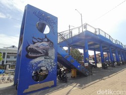 SkyWalk Pangandaran Instagramable Banget, tapi kok Pesing dan Banyak Sampah?