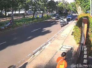 Jambret yang Bikin Wanita Pesepeda di Menteng Tersungkur Ditangkap! Jambret yang Bikin Wanita Pesepeda di Menteng Tersungkur Ditangkap!
