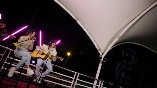 The Virgin Perpanjang Napas Cinta Terlarang