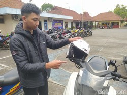 Tertimpa Tiang Bendera Parpol, Pemotor di Magelang Tuntut Ganti Rugi